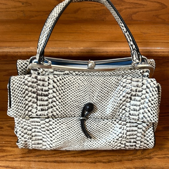 Johnson and Murphy, leather bag, gorgeous - Picture 1 of 3